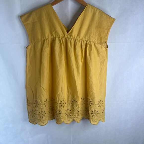 Uniqlo Vneck Wide Tank Sleeve Eyelet Scallop Hem Yellow Cotton Boho Top Sz Small - Picture 8 of 8